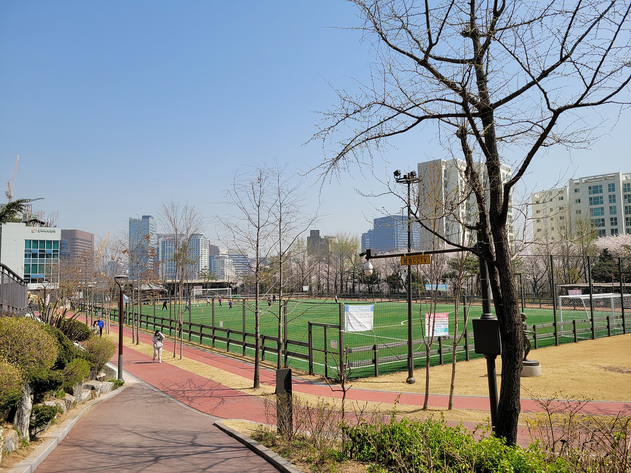 今日火箭客战独行侠，申京继续缺阵，卡佩拉赛季首次首发